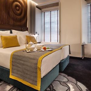 Habitación Clásica con 2 Camas Individuales